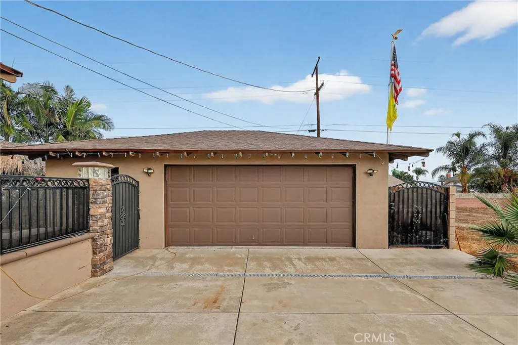 951 W Kendall, Corona, California 92882 home-pic-35